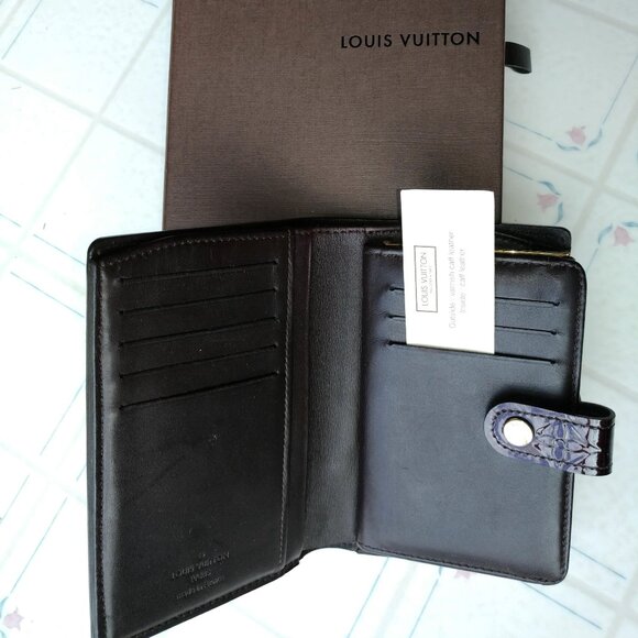 Louis Vuitton Vernis Patent Leather Hand purse - Picture 2 of 14